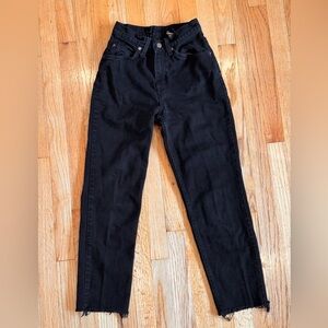 Vintage Levi’s 912 cropped black jeans